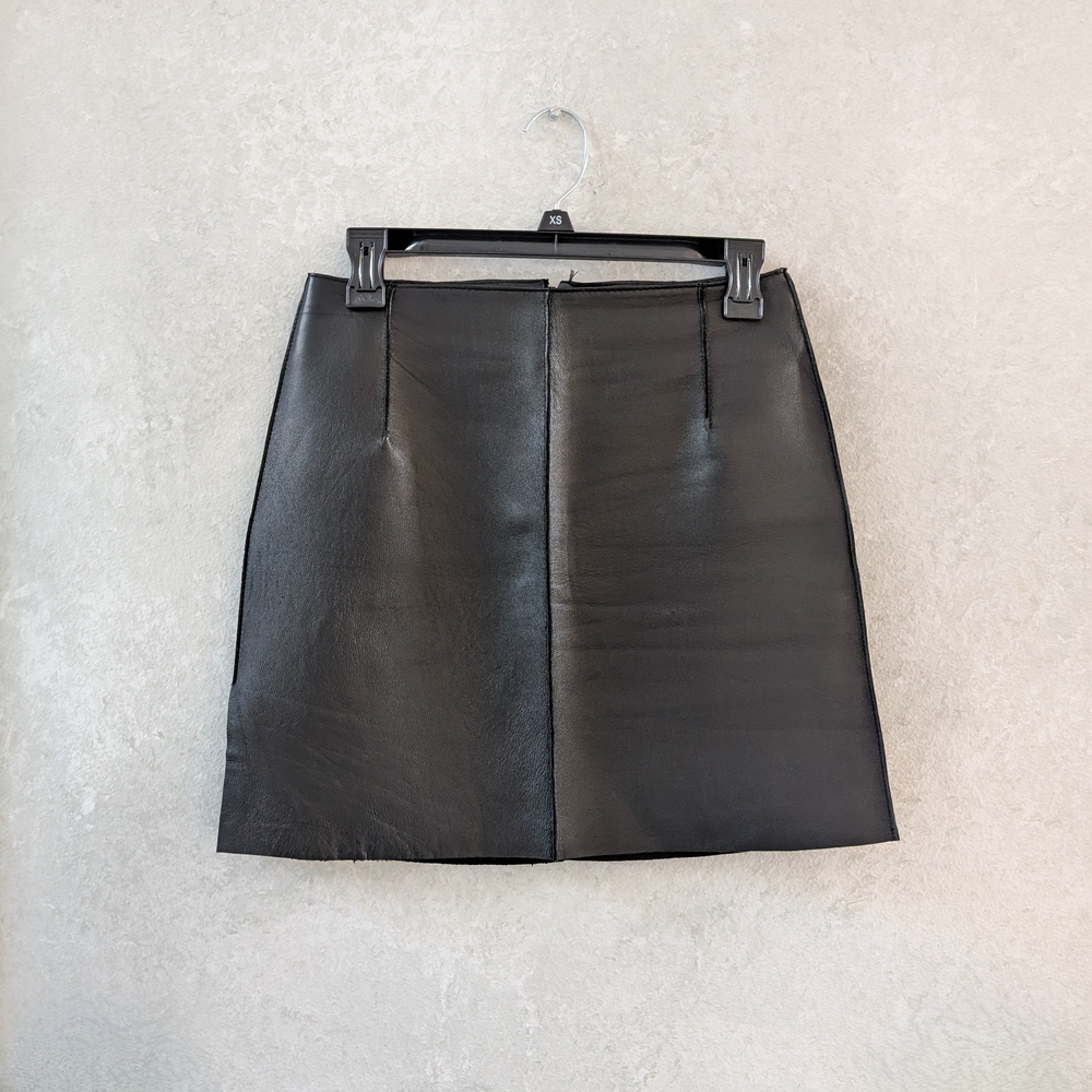 Elegant Black Leather Skirt
